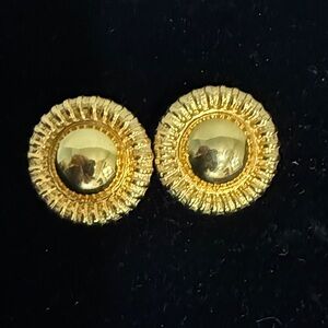 Vintage Gold Tone 80s statement round pierced earrings